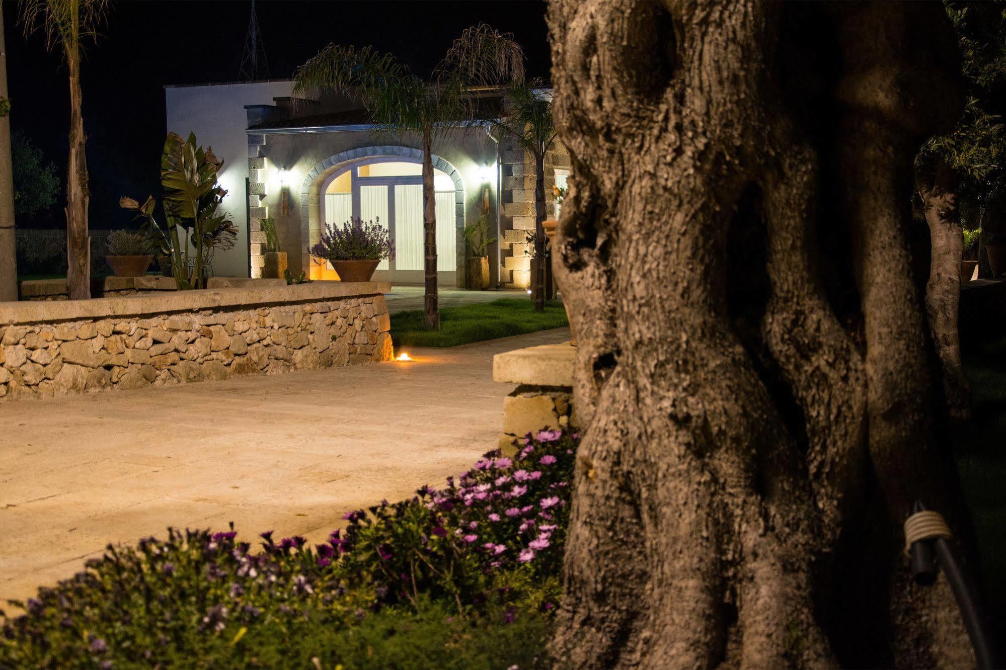 מרטאנו Relais Tenuta Campi מראה חיצוני תמונה